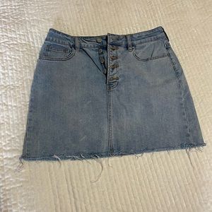 Woman’s PacSun skirt size 27
